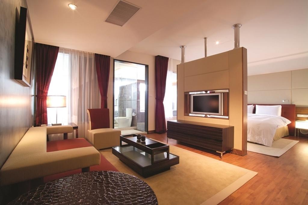 The Mountain Star Apartment ไทเป ภายนอก รูปภาพ